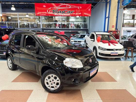 FIAT UNO 1.0 EVO VIVACE 8V FLEX 4P MANUAL FIAT UNO 1.0 EVO VIVACE 8V FLEX 4P MANUAL